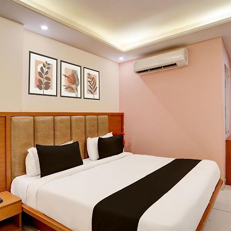מלון ניו דלהי Super Townhouse Airport Road Delhi מראה חיצוני תמונה