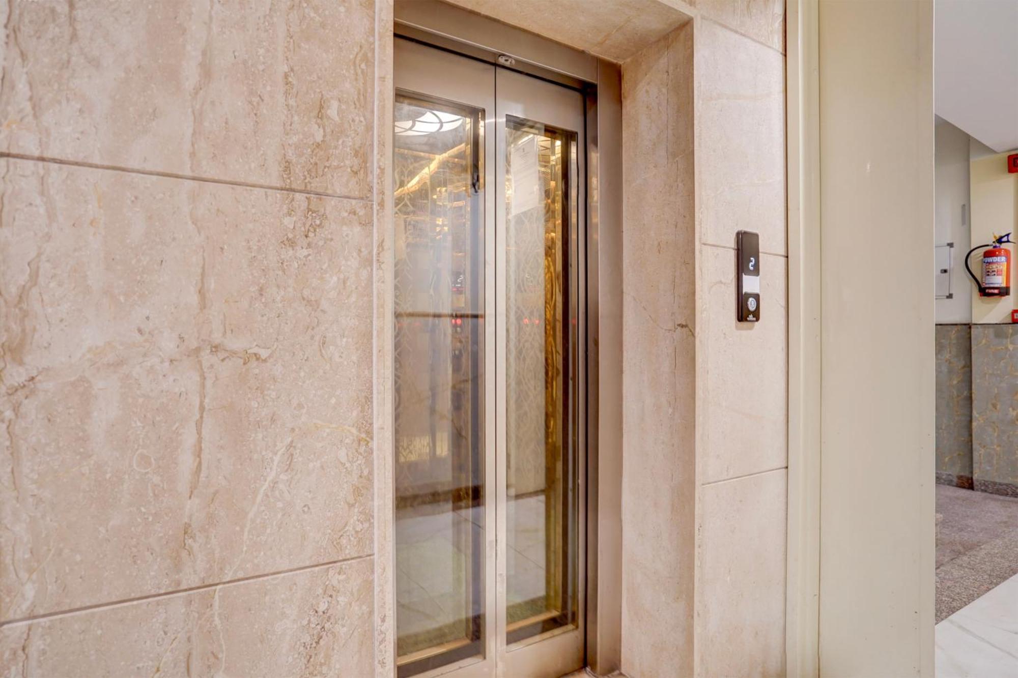 מלון ניו דלהי Super Townhouse Airport Road Delhi מראה חיצוני תמונה